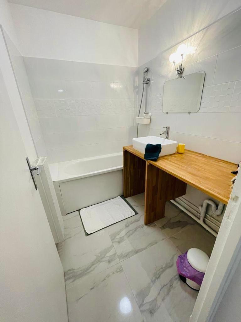 Appartement Bastille - Voltaire - Saint Paul - Centre De Paris - 5 Pers Extérieur photo